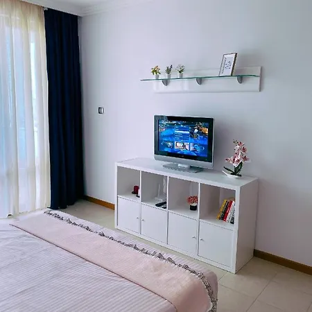 Apartment Exclusive Private In The Emerald Complex