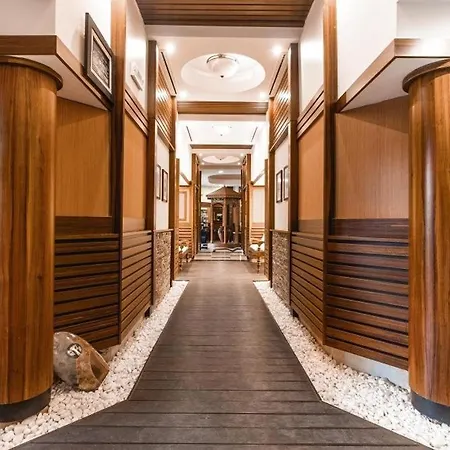 Exclusive Private In The Emerald Complex * Ravda