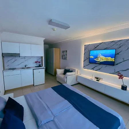 Exclusive Private In The Emerald Complex Apartament
